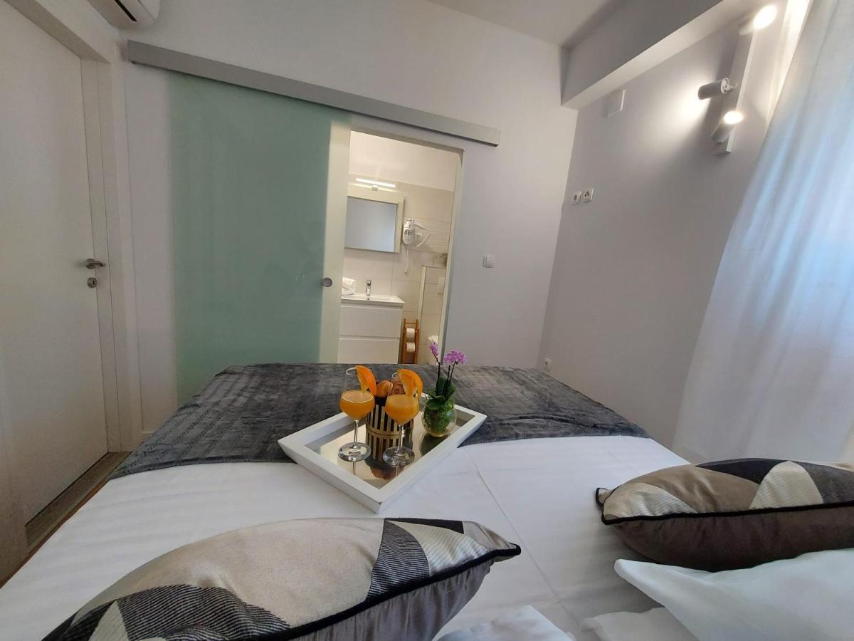 Apartmani Cvita Omis Exterior photo