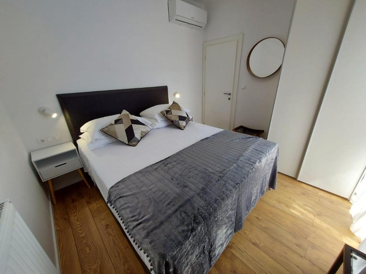 Apartmani Cvita Omis Exterior photo