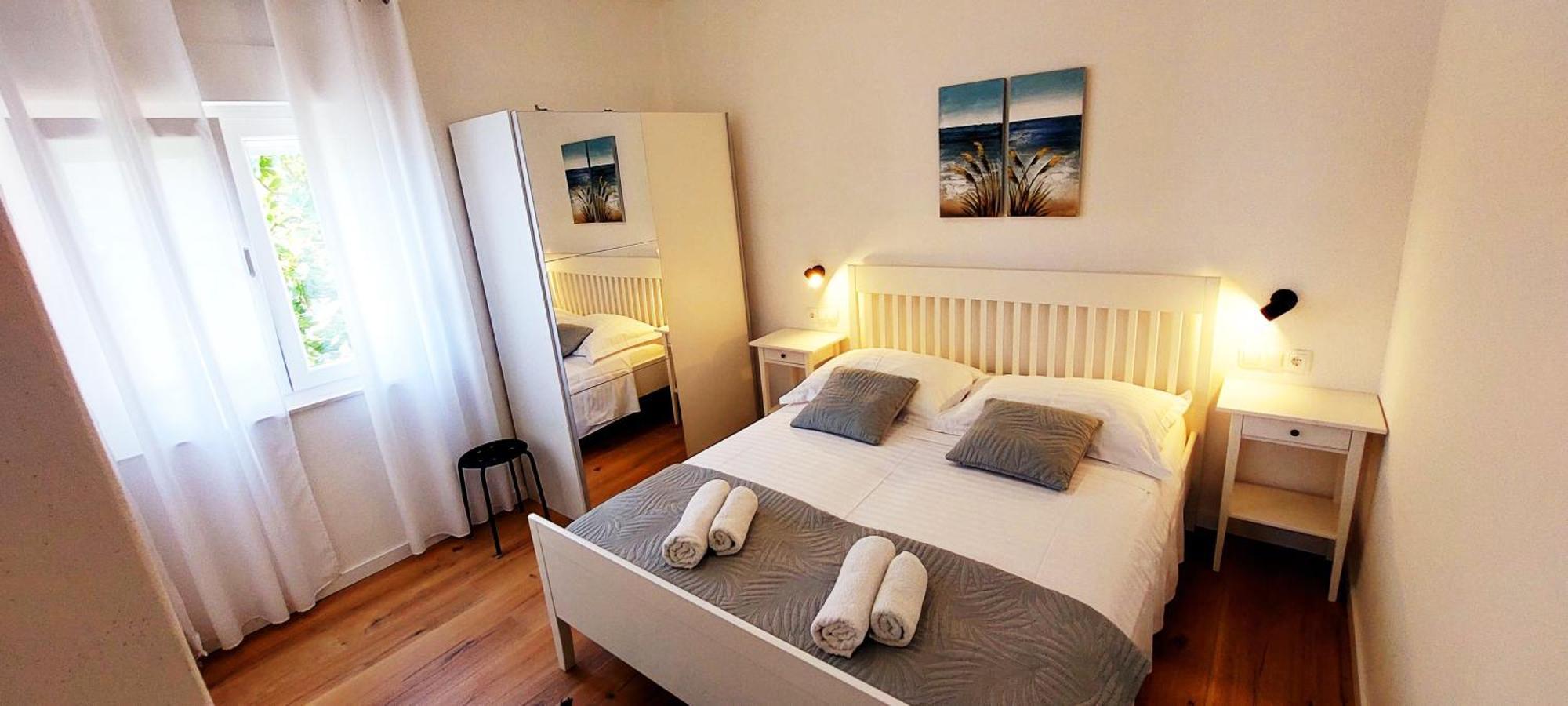 Apartmani Cvita Omis Exterior photo