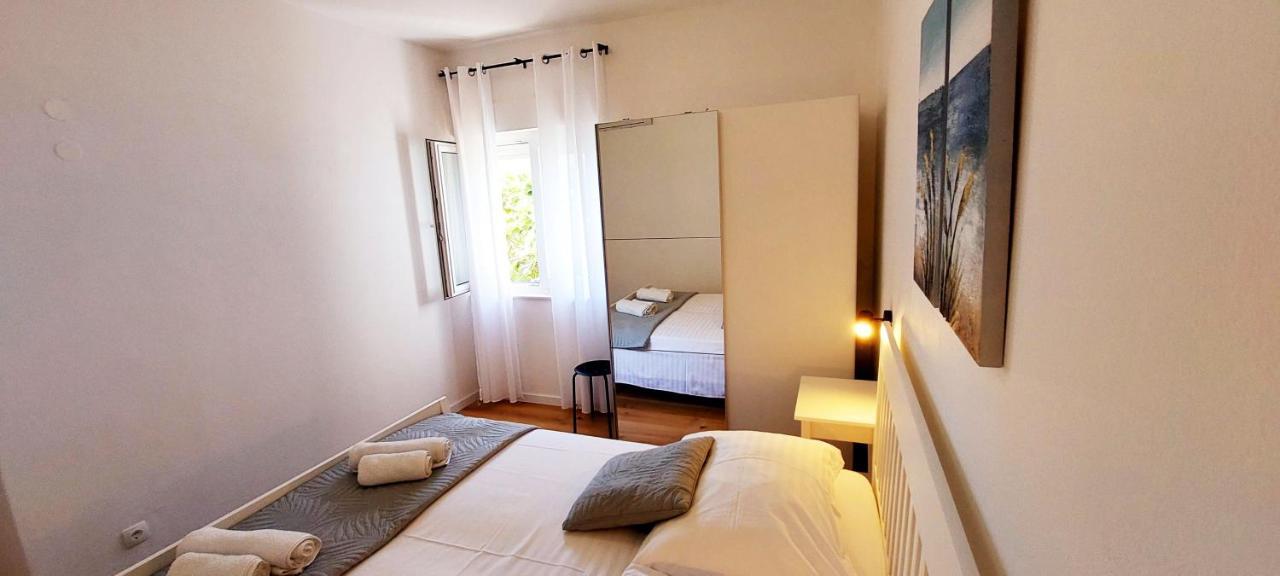Apartmani Cvita Omis Exterior photo